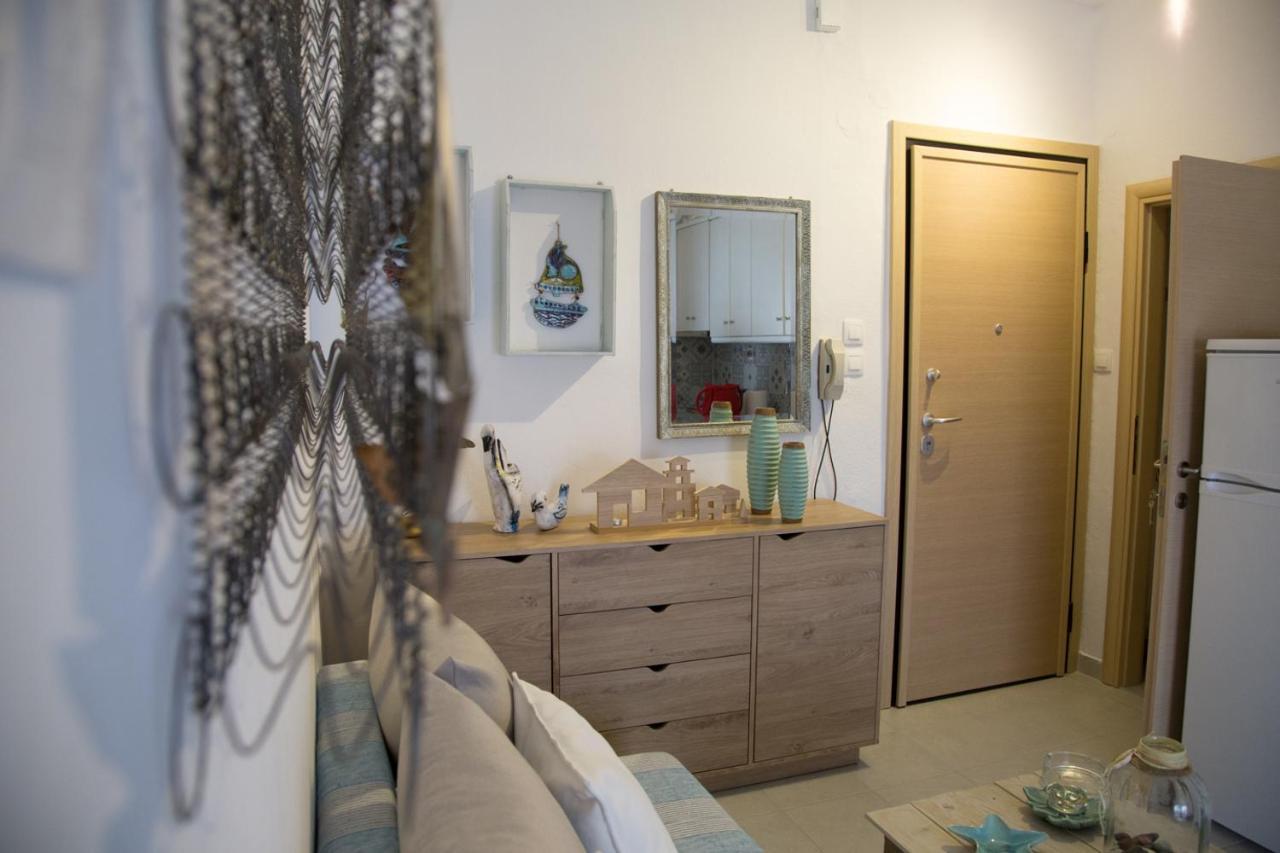 Grey Theros Apartments Paralia Dionysiou Esterno foto