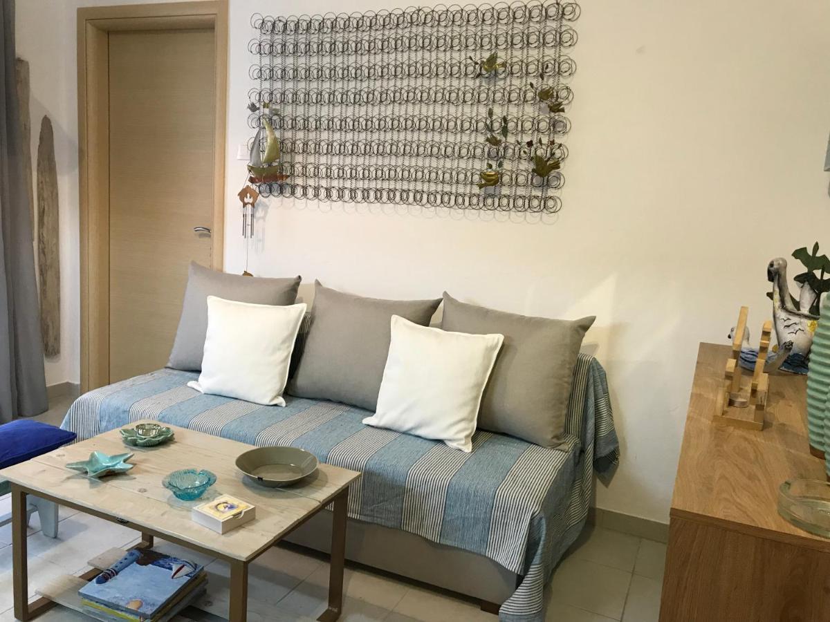 Grey Theros Apartments Paralia Dionysiou Esterno foto